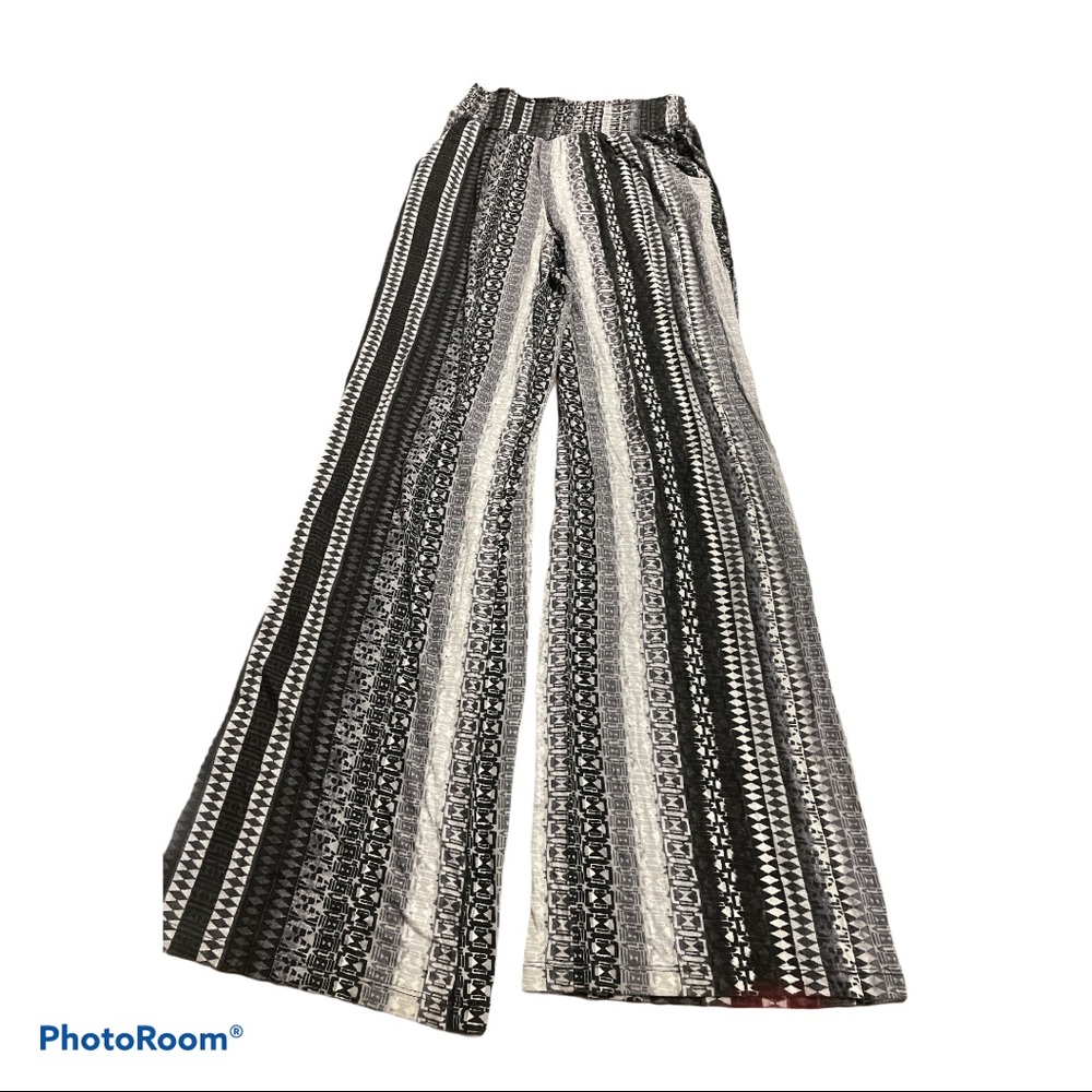 Mossimo Paisley Print Palazzo Pant